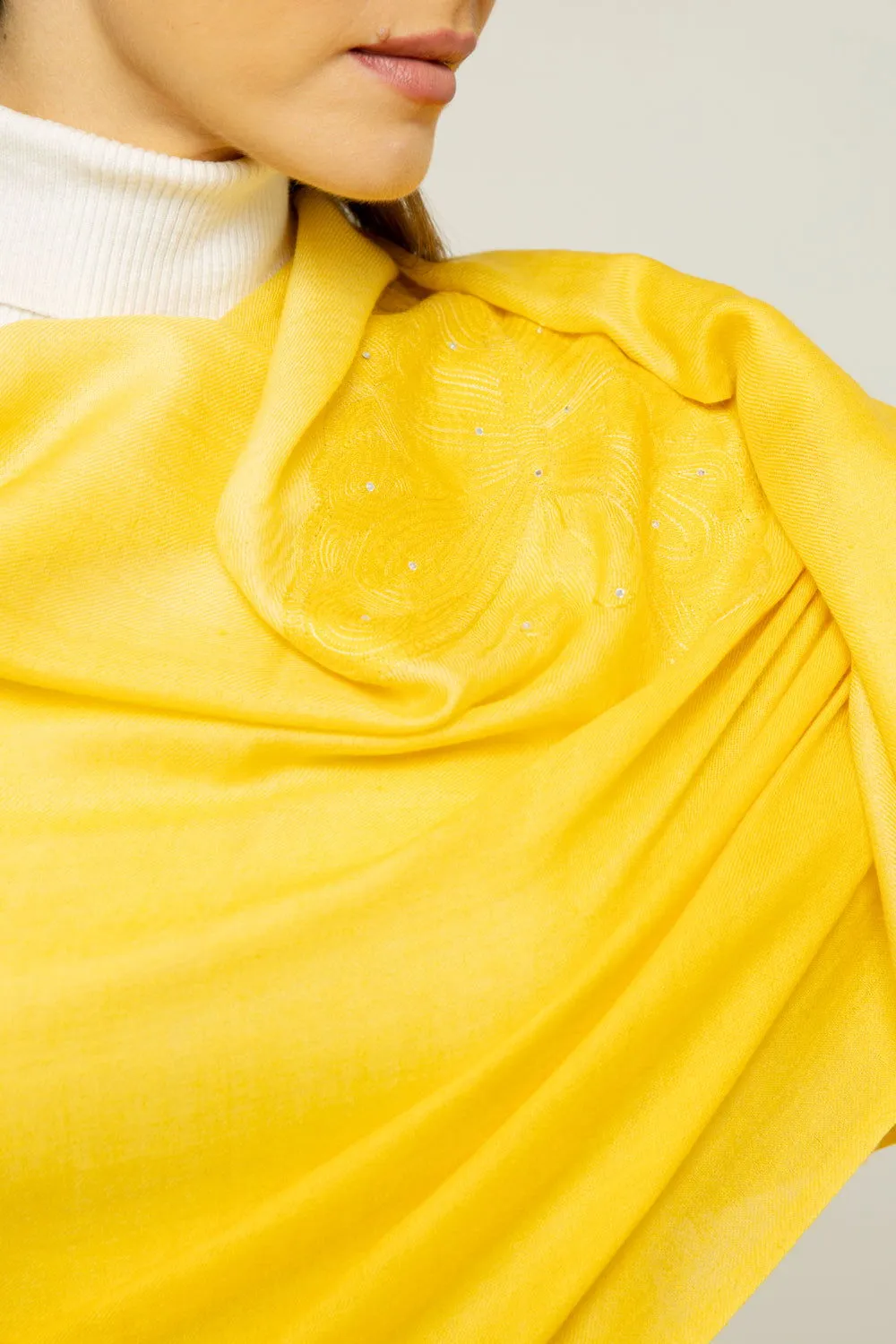 Cashmere Bordado butterfly amarelo