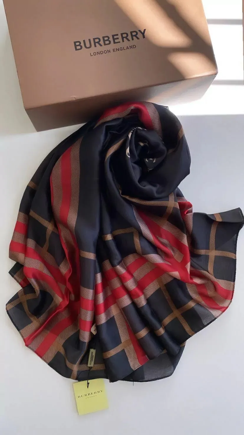 Echarpe de Seda Burberry BB108