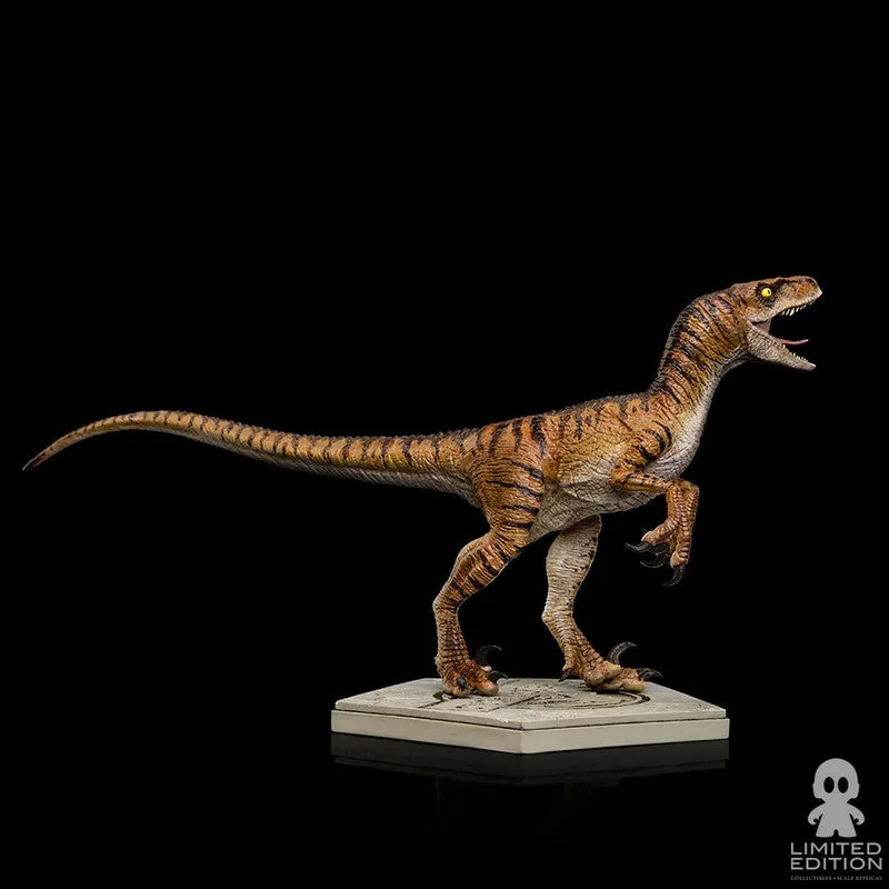 Iron Studios Estatuilla Velociraptor Escala 1:10 Jurassic World