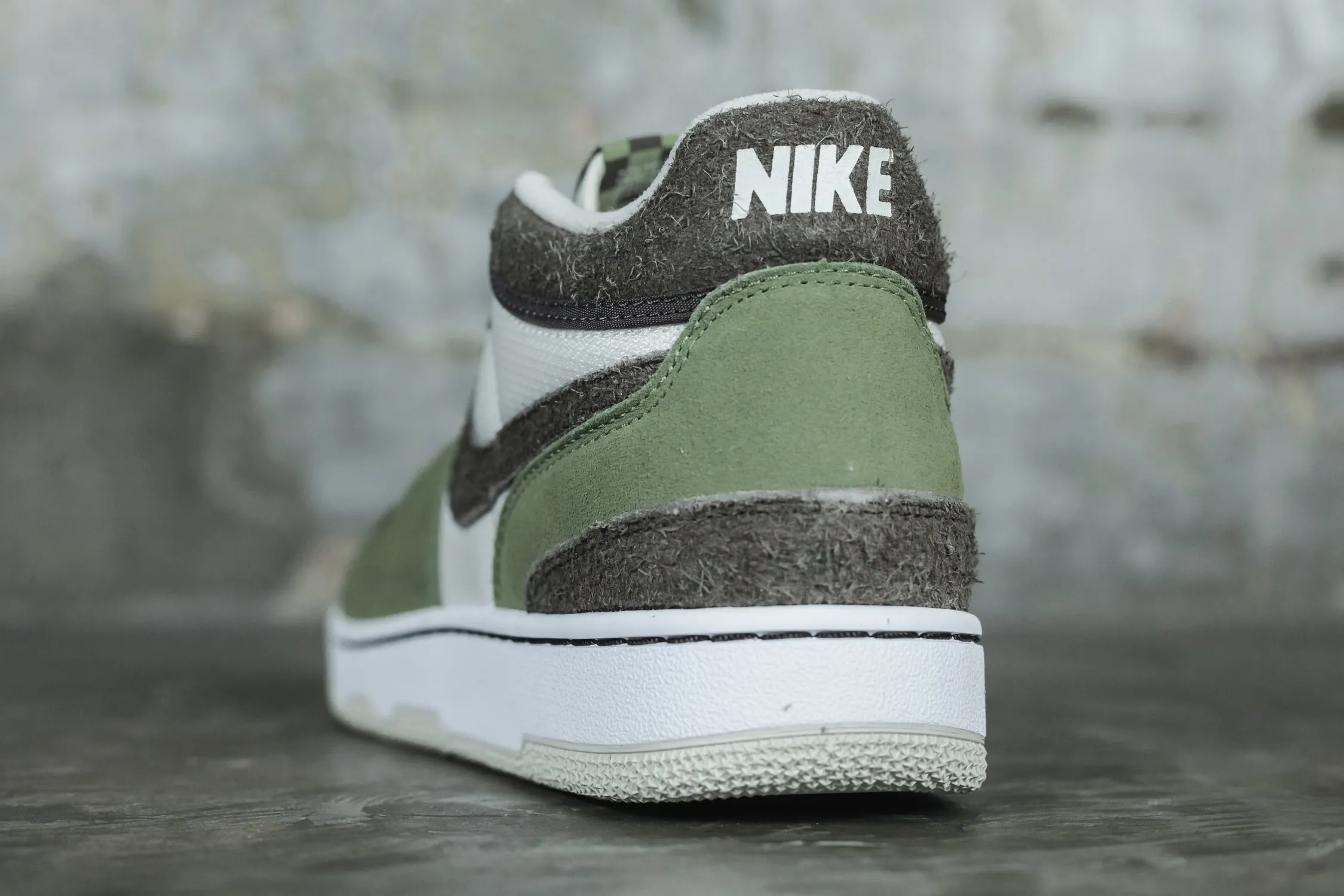 Nike Attack 'Oil Green and Ironstone'