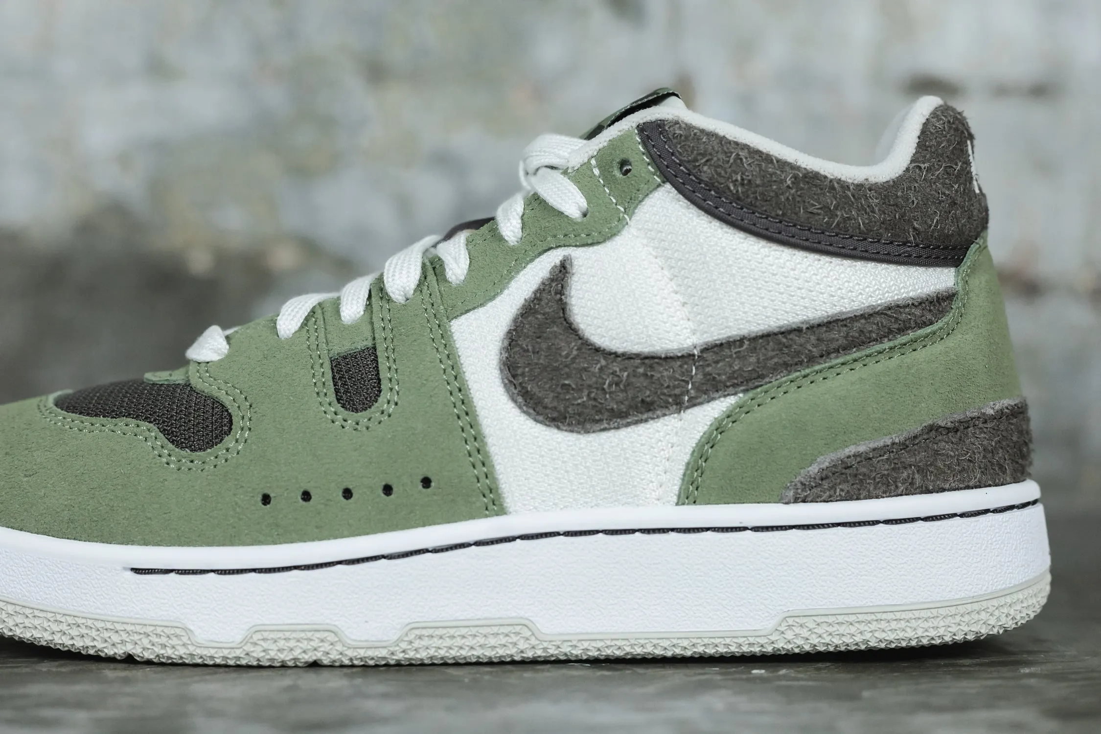 Nike Attack 'Oil Green and Ironstone'