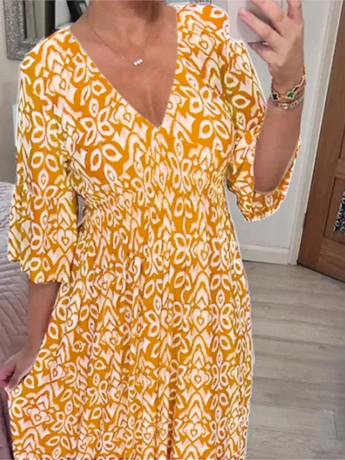 Vestido Com Decote em V Floral Modelo Giordanno