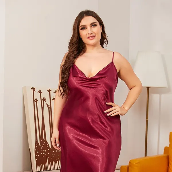 Vestido de Festa Slip Dress Midi Cetim Plus Size